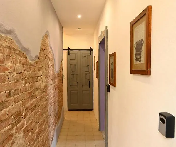 ゲストハウス Urban Blue