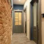 בית הארחה Urban Blue